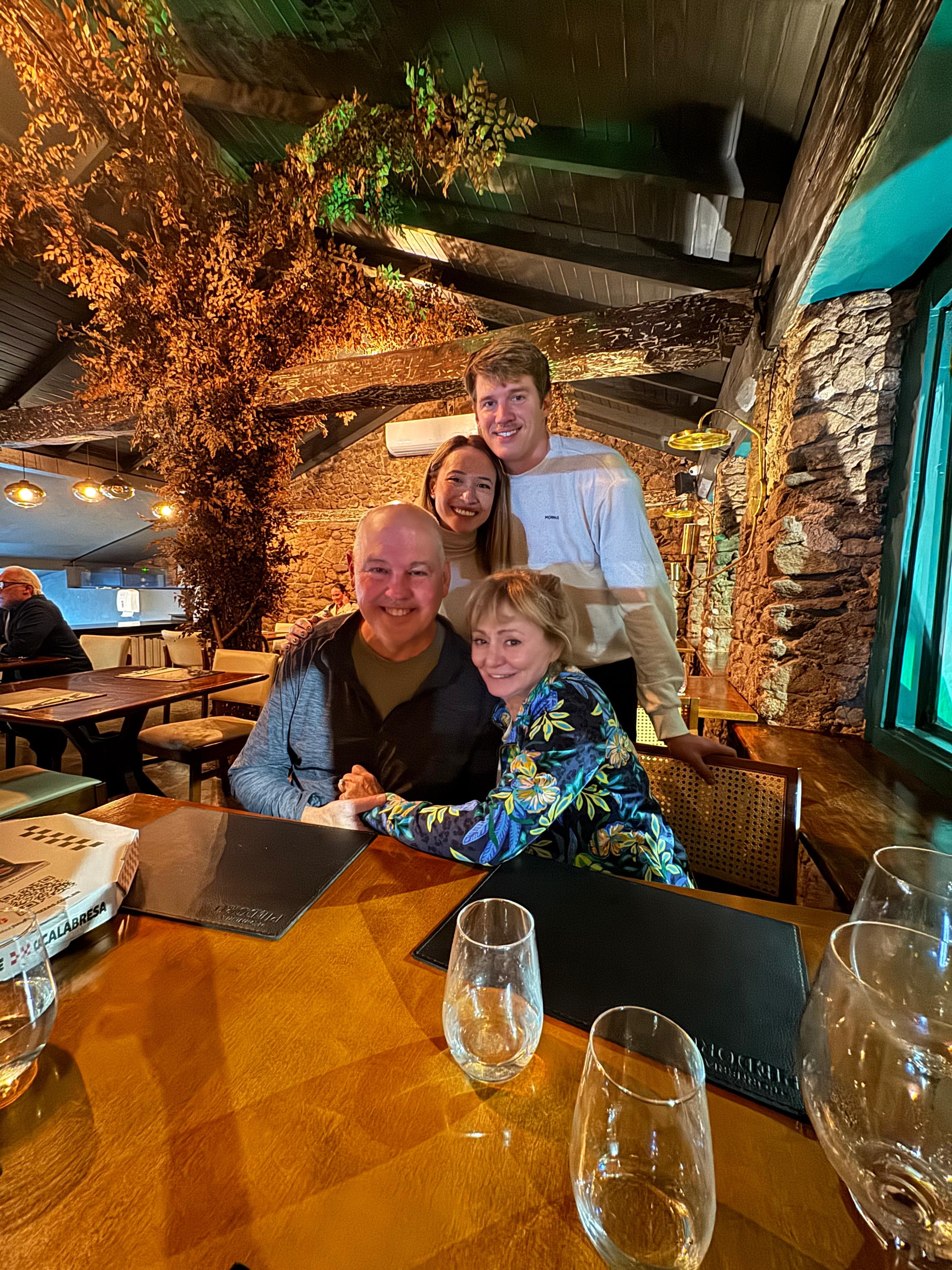 Dinner — Mark and Cindy come to visit Shane and Vitória in Brazil